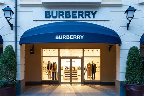 serravalle outlet burberry|burberry outlet store spain.